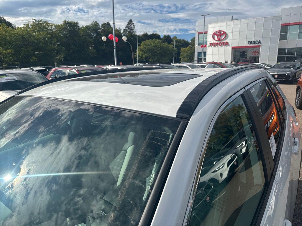 new 2025 Toyota RAV4 car, priced at $40,678