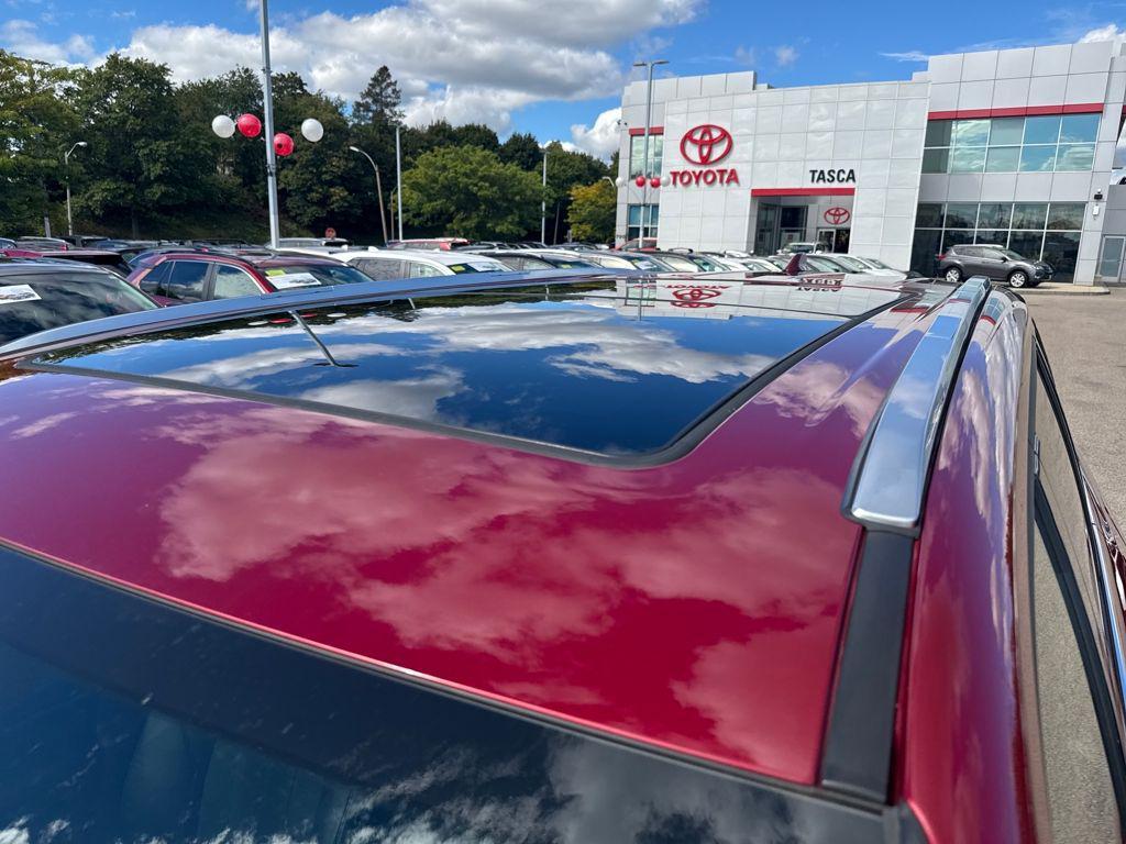 used 2025 Toyota Grand Highlander car, priced at $55,998