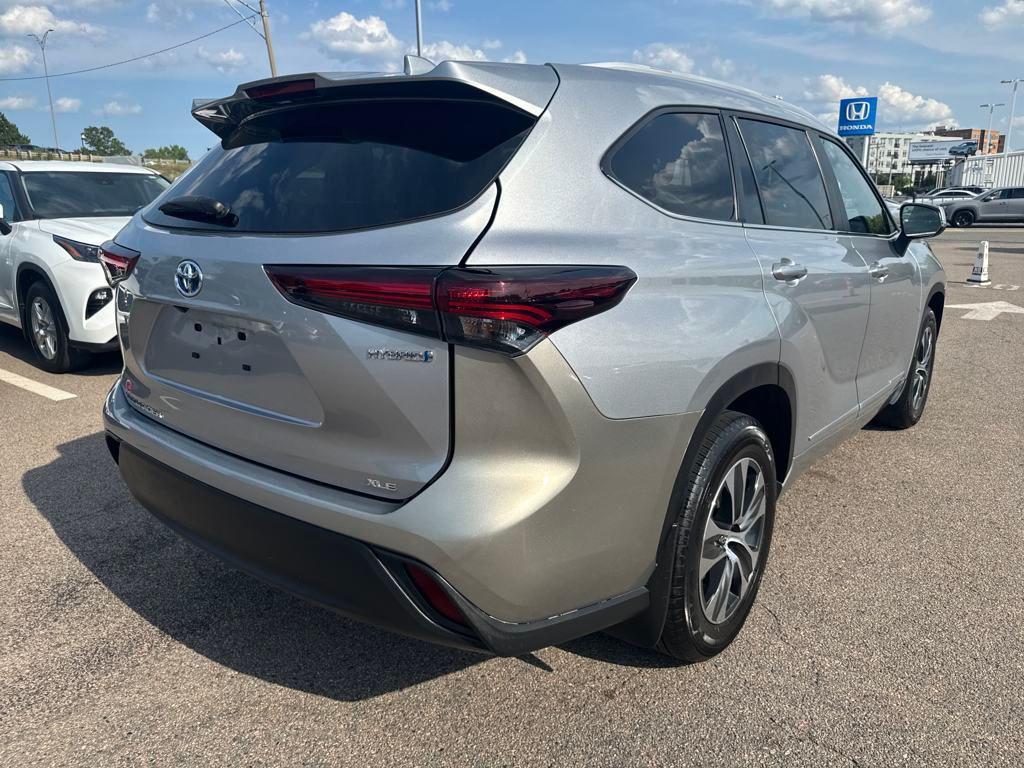 used 2024 Toyota Highlander Hybrid car, priced at $45,763