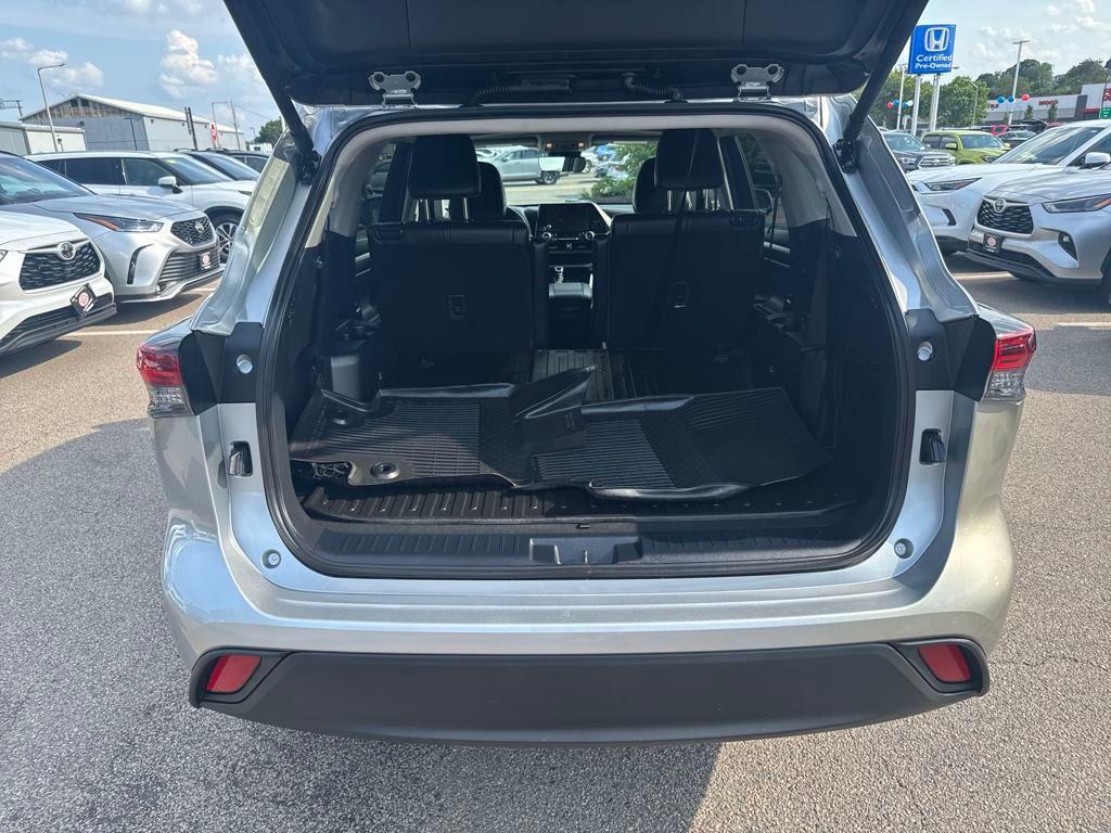 used 2024 Toyota Highlander Hybrid car, priced at $45,763