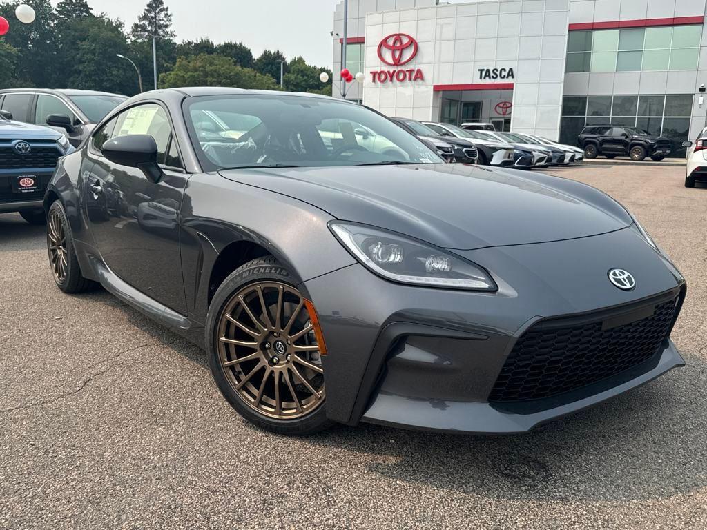 new 2025 Toyota GR86 car, priced at $34,374