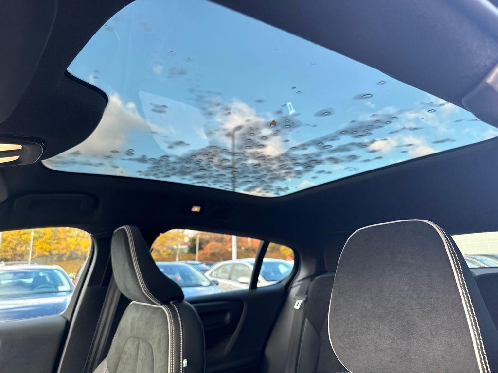 used 2023 Volvo C40 Recharge Pure Electric car, priced at $32,039