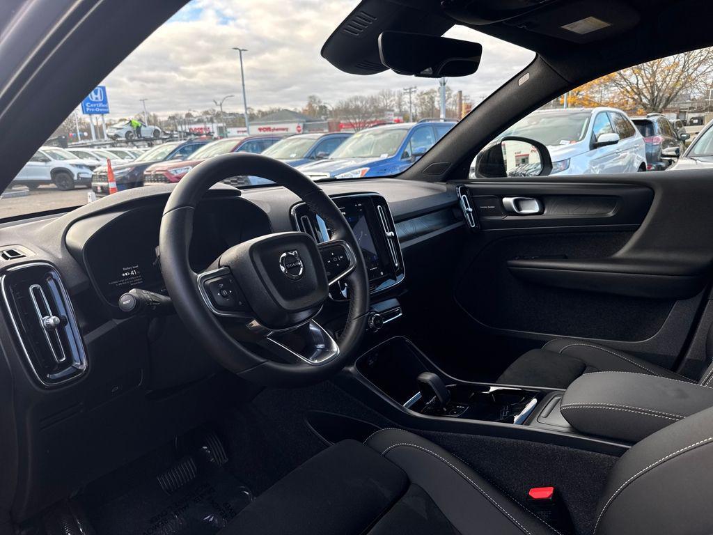 used 2023 Volvo C40 Recharge Pure Electric car, priced at $32,039