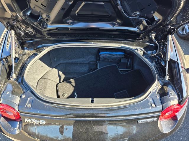 new 2025 Mazda MX-5 Miata RF car, priced at $39,625