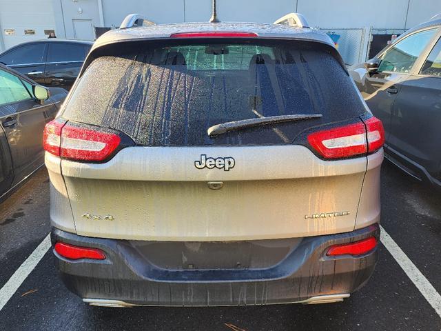 used 2015 Jeep Cherokee car, priced at $11,541