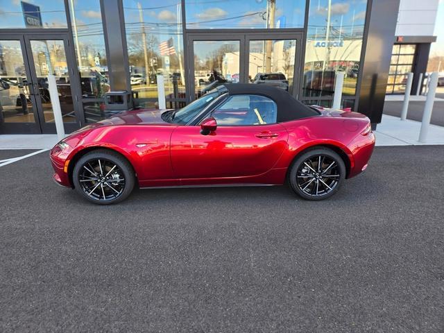 new 2024 Mazda MX-5 Miata car, priced at $37,435