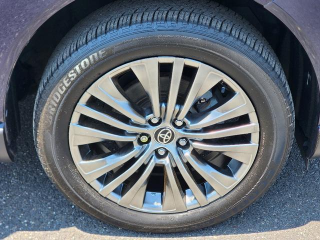 used 2022 Toyota Venza car, priced at $32,142
