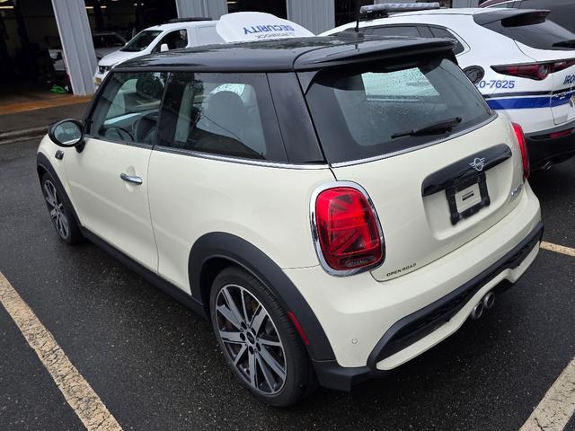 used 2023 MINI Hardtop car, priced at $25,981