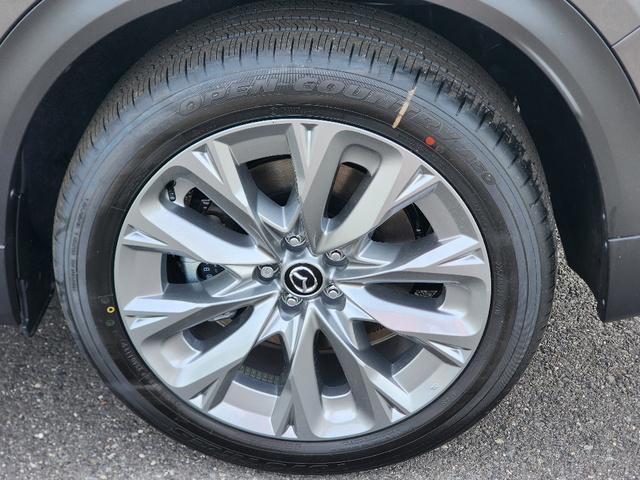 new 2025 Mazda CX-90 car, priced at $51,725