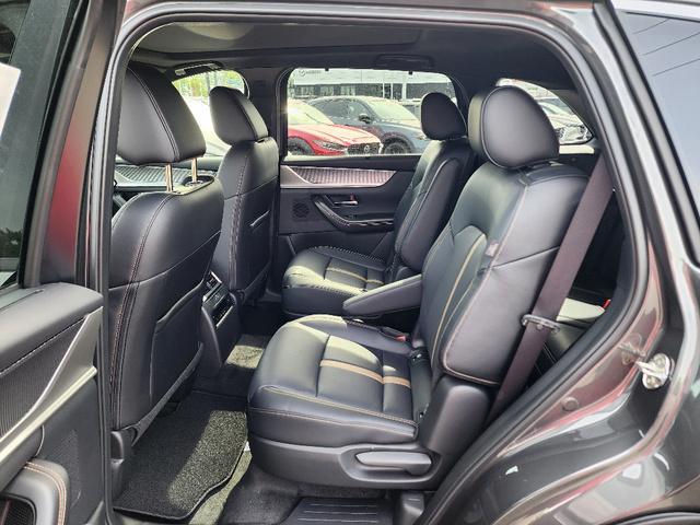 new 2025 Mazda CX-90 car, priced at $51,725