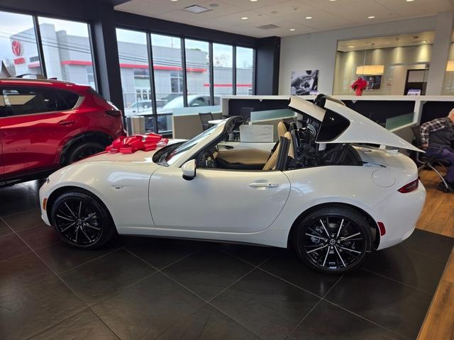 new 2024 Mazda MX-5 Miata RF car, priced at $40,215