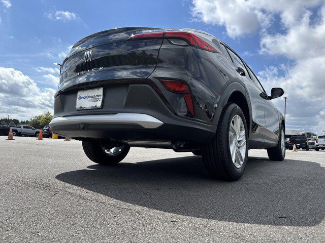 new 2025 Buick Envista car, priced at $23,685