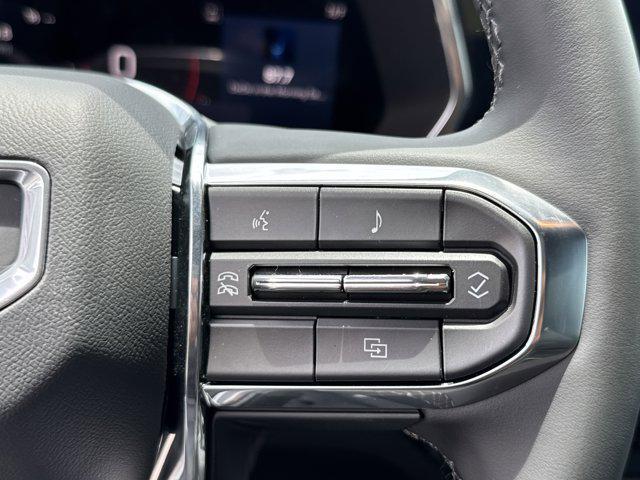 new 2025 GMC Canyon car, priced at $48,215
