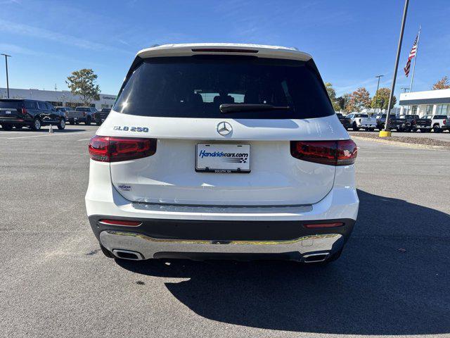 used 2022 Mercedes-Benz GLB 250 car, priced at $33,422