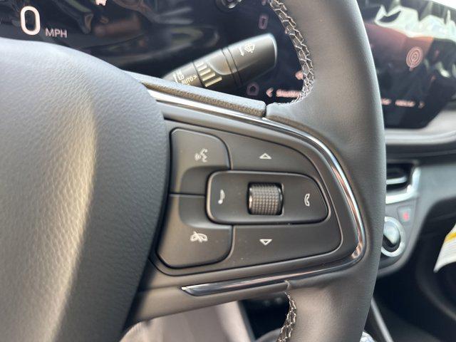 new 2025 Buick Envista car, priced at $27,875