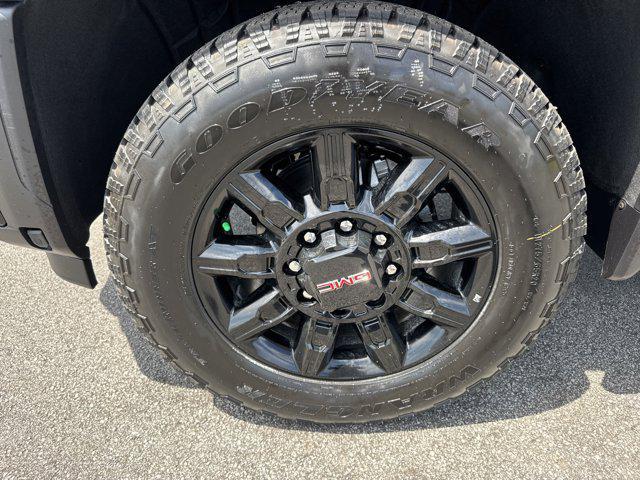 new 2025 GMC Sierra 2500 car, priced at $80,760