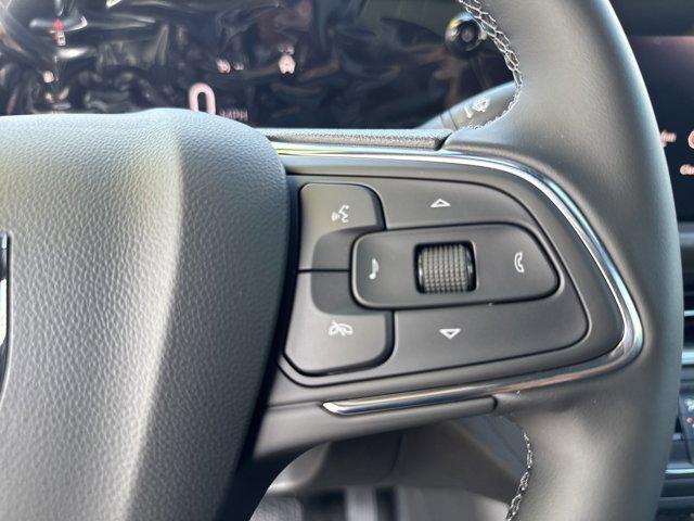 new 2025 Buick Envista car, priced at $23,685