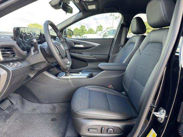 new 2025 Buick Envista car, priced at $23,685