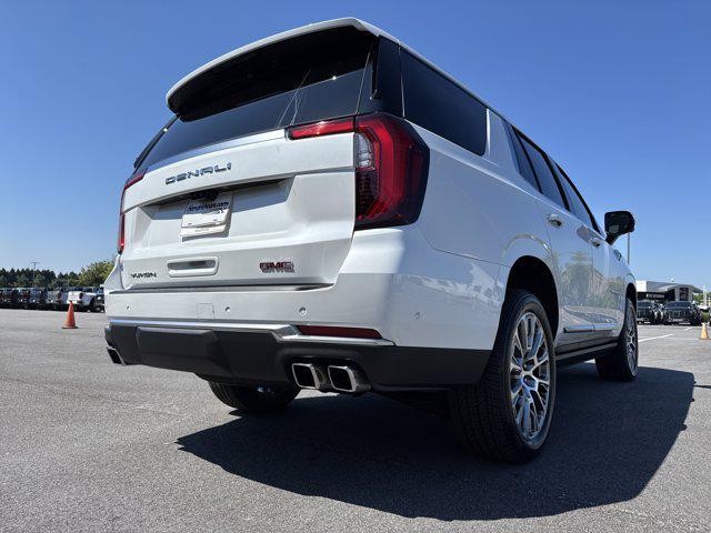 used 2025 GMC Yukon car, priced at $92,149