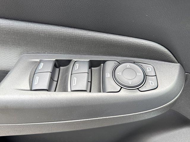 new 2025 Buick Envista car, priced at $26,685