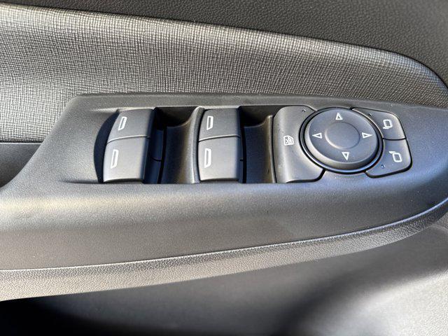 new 2025 Buick Envista car, priced at $23,190
