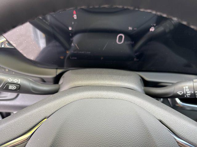 new 2025 Buick Envista car, priced at $23,190