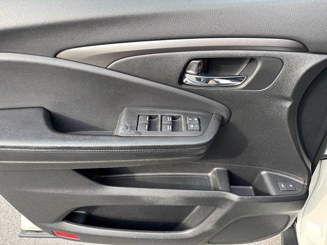 used 2018 Honda Pilot car, priced at $23,173