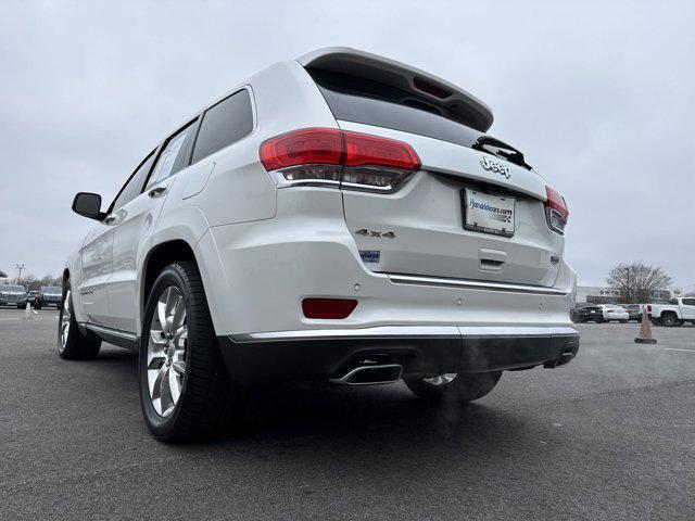 used 2016 Jeep Grand Cherokee car, priced at $18,909