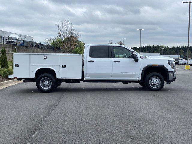 new 2024 GMC Sierra 3500 car, priced at $70,475