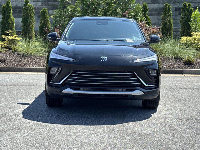 new 2025 Buick Envista car, priced at $26,685