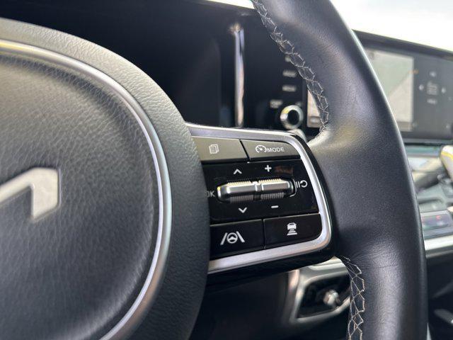 used 2023 Kia Sorento car, priced at $34,714