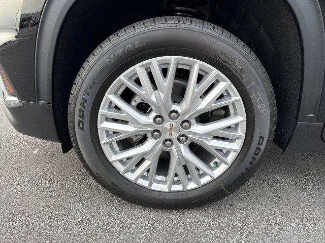 new 2025 GMC Acadia car, priced at $45,025