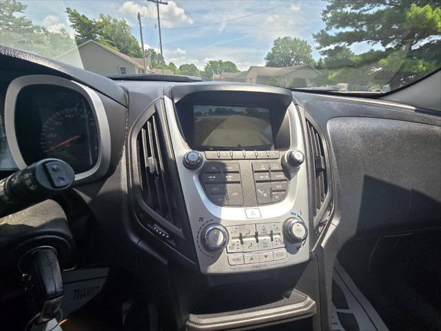 used 2017 Chevrolet Equinox car, priced at $4,995