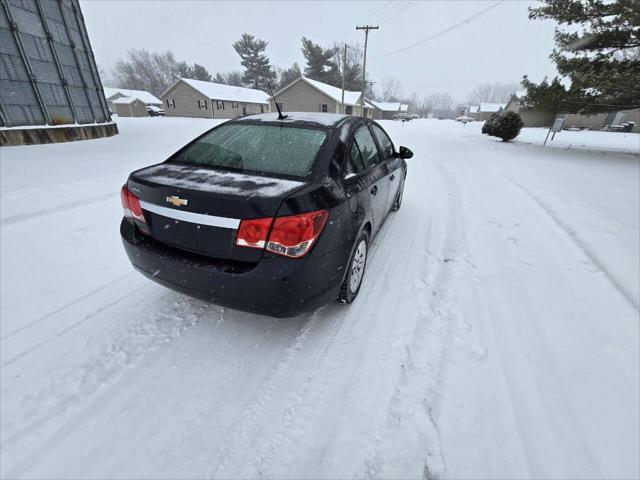 used 2014 Chevrolet Cruze car, priced at $4,495