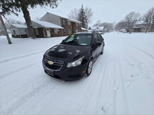 used 2014 Chevrolet Cruze car, priced at $4,495