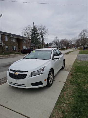 used 2014 Chevrolet Cruze car, priced at $4,495