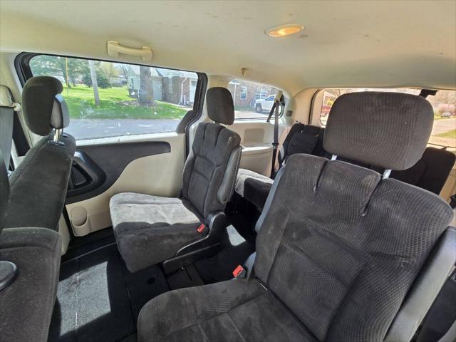 used 2015 Dodge Grand Caravan car, priced at $4,995