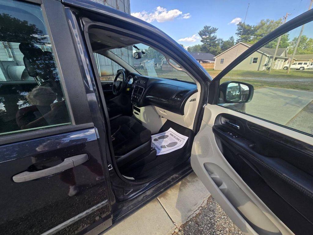 used 2014 Dodge Grand Caravan car, priced at $4,495