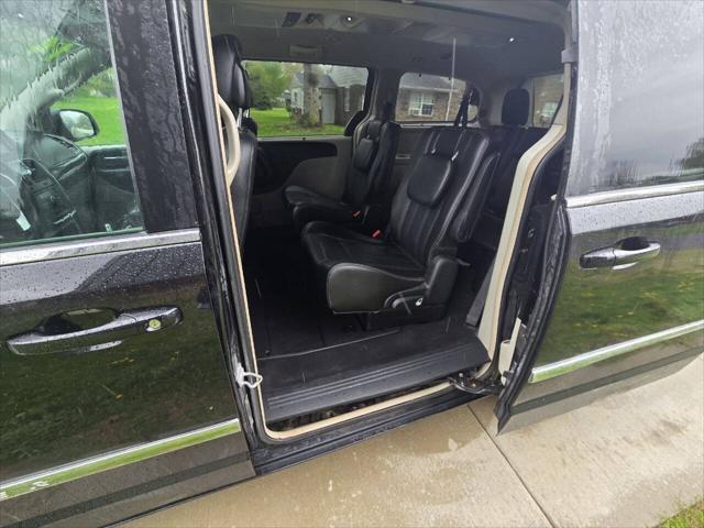 used 2014 Chrysler Town & Country car, priced at $5,495