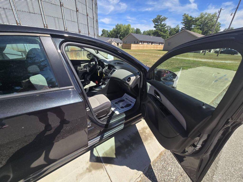 used 2014 Chevrolet Cruze car, priced at $3,995