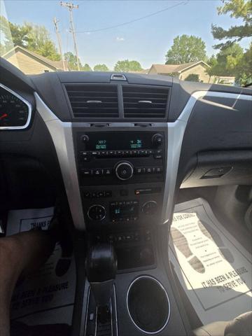 used 2011 Chevrolet Traverse car, priced at $4,995