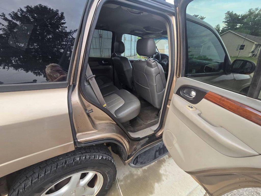 used 2003 GMC Envoy car, priced at $3,995