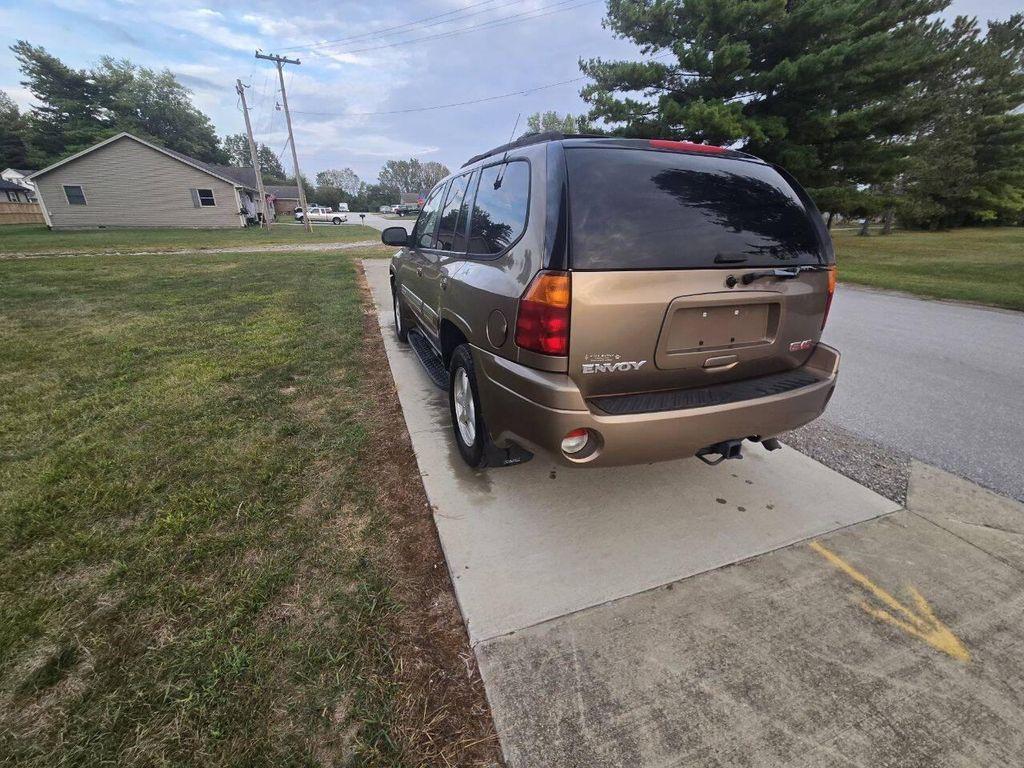 used 2003 GMC Envoy car, priced at $3,995