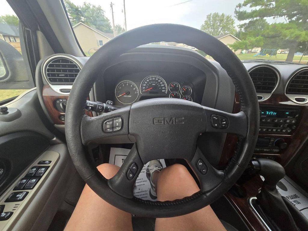 used 2003 GMC Envoy car, priced at $3,995