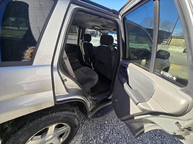 used 2002 Chevrolet TrailBlazer car, priced at $3,495