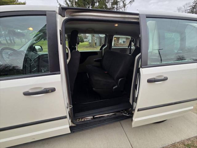 used 2013 Dodge Grand Caravan car, priced at $4,995