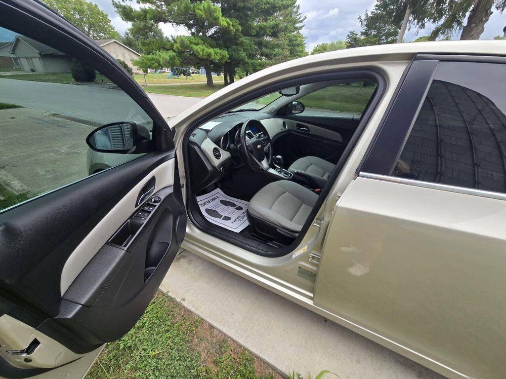 used 2014 Chevrolet Cruze car, priced at $3,995