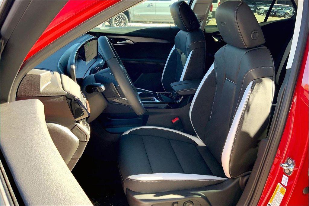 new 2025 Buick Envision car, priced at $38,735