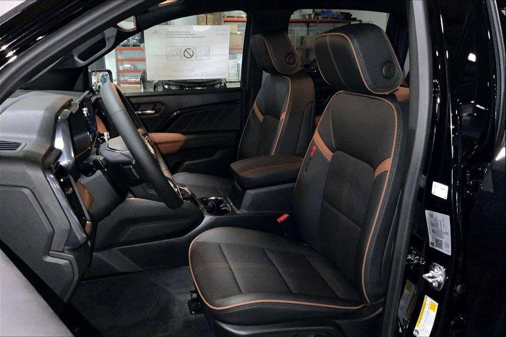 new 2025 GMC Canyon car, priced at $48,784