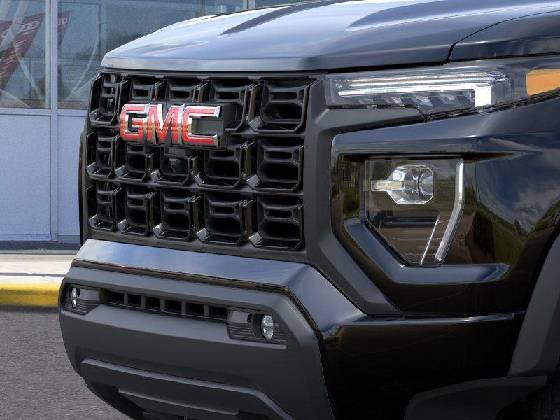 new 2025 GMC Canyon car, priced at $40,100